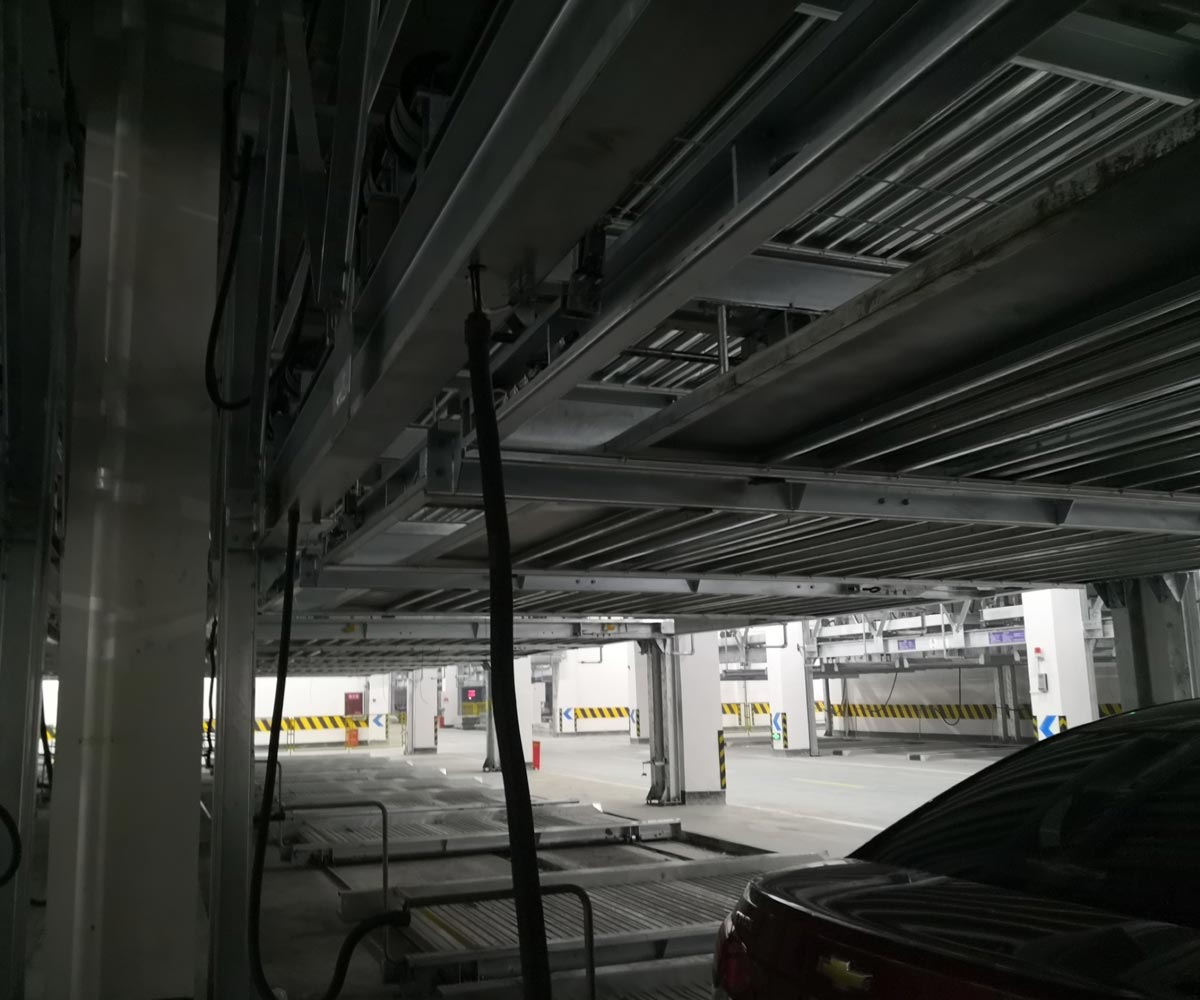清鎮市兩層升降橫移立體車庫停車設備